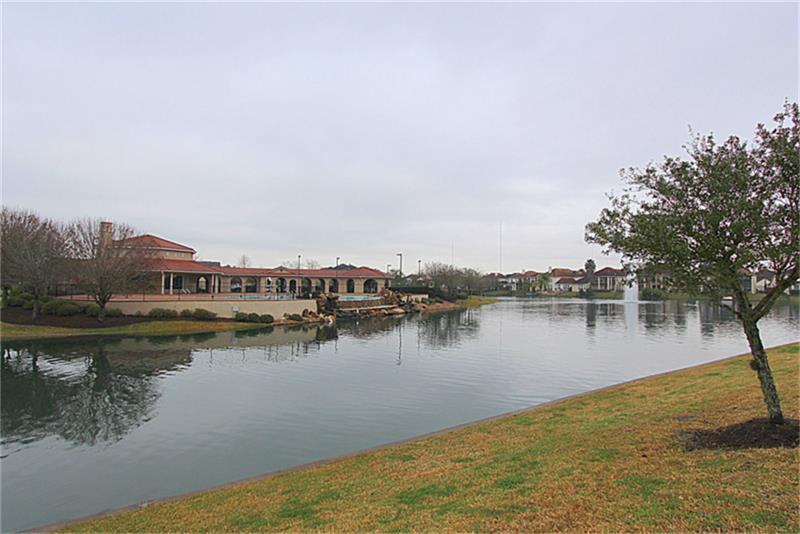 3215 Lake Shore Harbour Dr, Missouri City, TX 77459