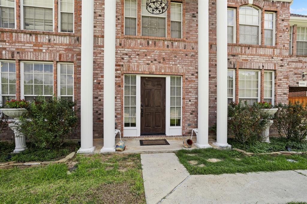 16918 Avenfield Road , Tomball, Texas image 3