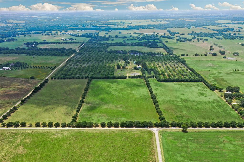 County Road 226  , Schulenburg, Texas image 5