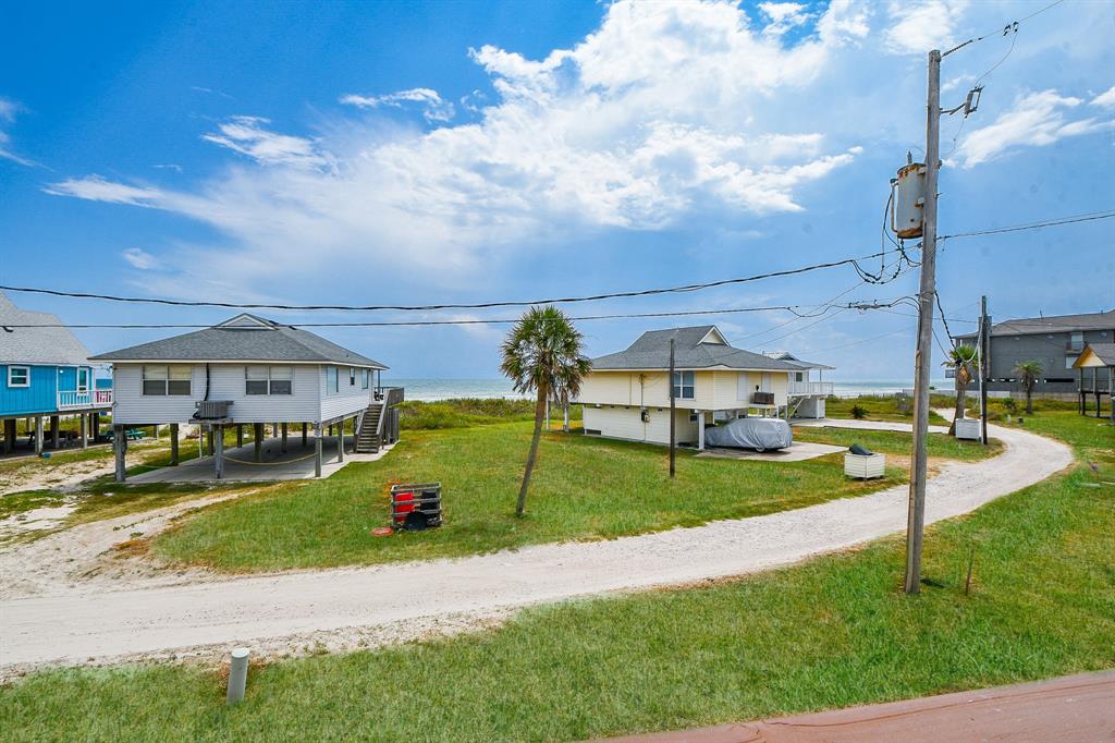 16713 Jamaica Beach Rd, Jamaica Beach, TX 77554