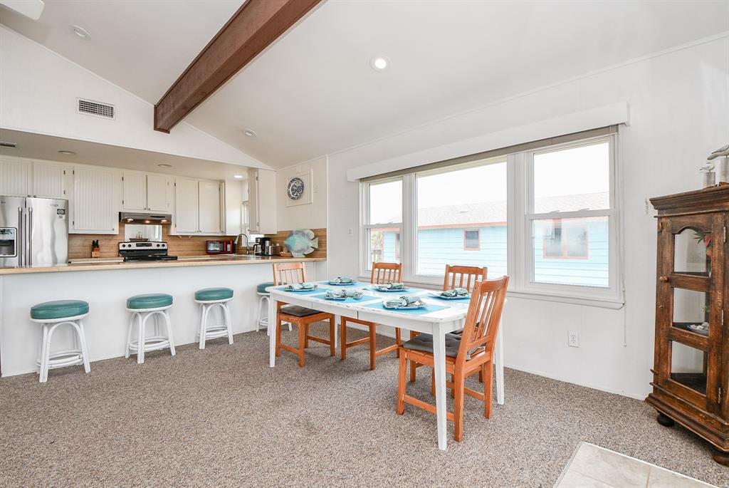 16713 Jamaica Beach Rd, Jamaica Beach, TX 77554