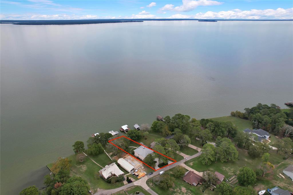 51 Edgewater Terrace
