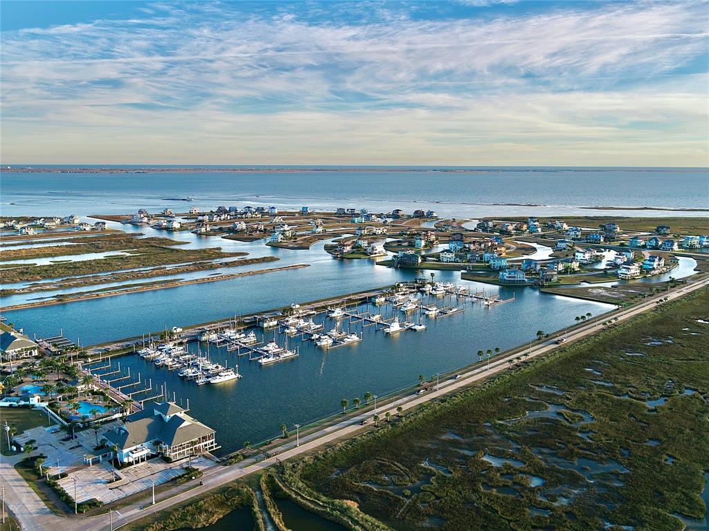 Harborwalk, The Wetlands, & West Bay