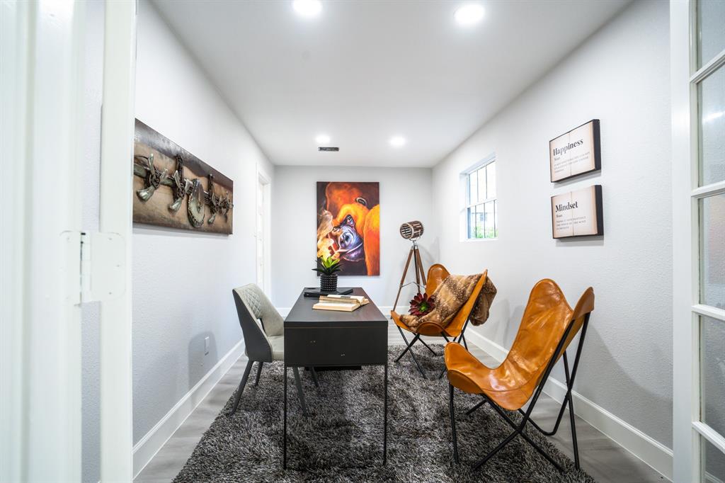 17406 Rustic Pne Trl