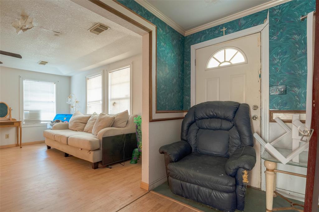 704 Holland Ave, Galena Park, TX 77547