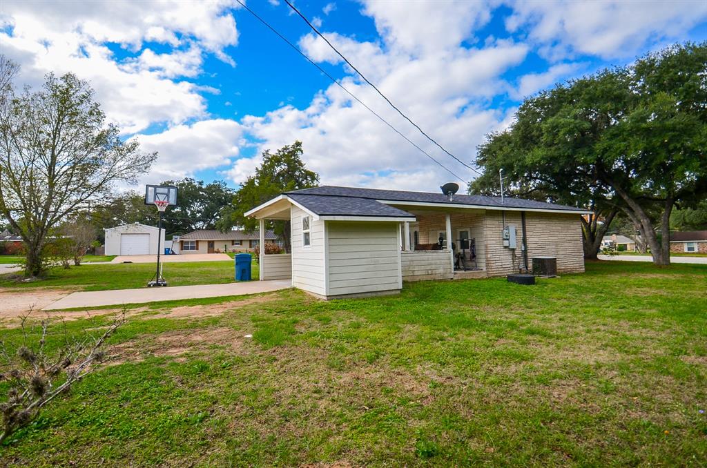 1846 11th Street , Hempstead, Texas image 31