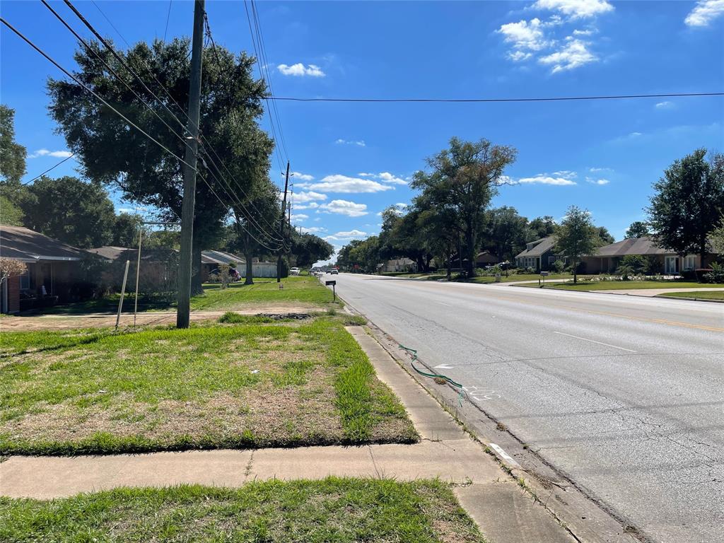 Meyer (Hwy 36) Looking South (toward Rosenberg)