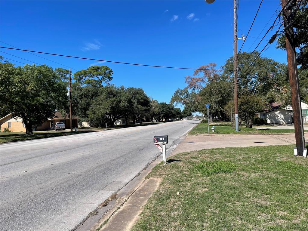 Meyer (Hwy 36) Looking North (toward Bellville)