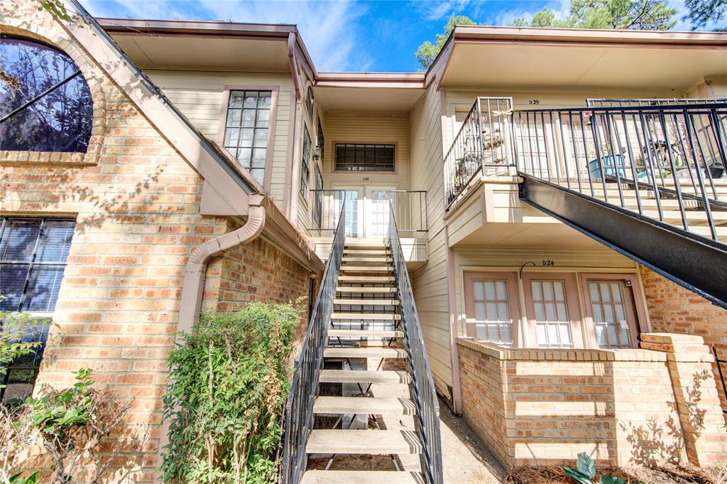 MLS: 44592182 Condo For Sale