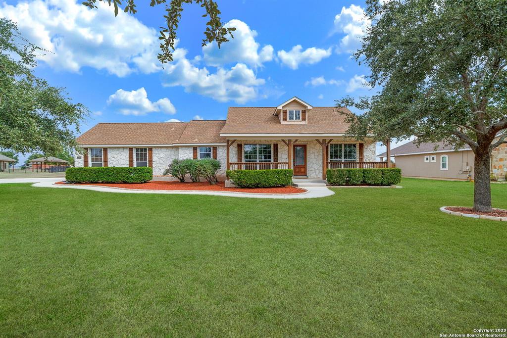 15819 Lake Breeze Dr  