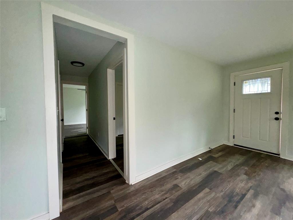 102 Pecan St, Daisetta, TX 77533