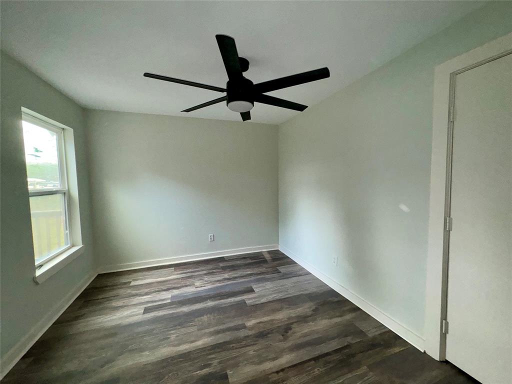 102 Pecan St, Daisetta, TX 77533