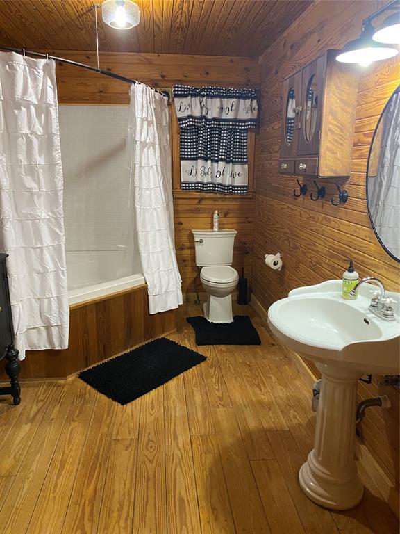 20702 FM 1094, New Ulm, TX 78950