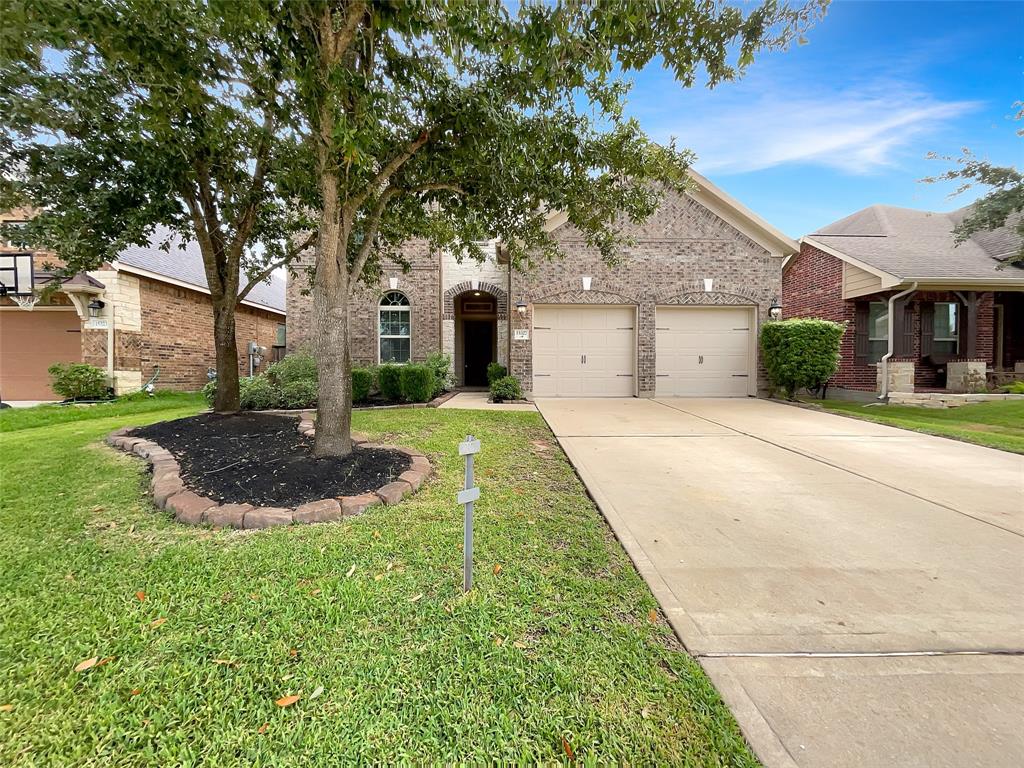 15327 Ashbrook Dove Ln