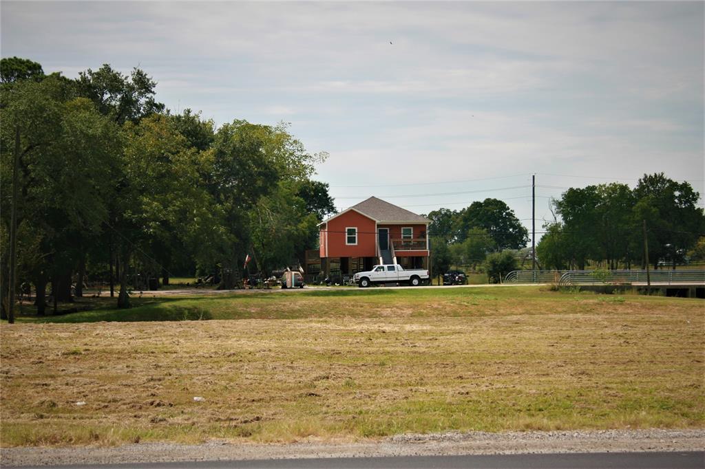 5815 Commerce Street , Wallis, Texas image 5