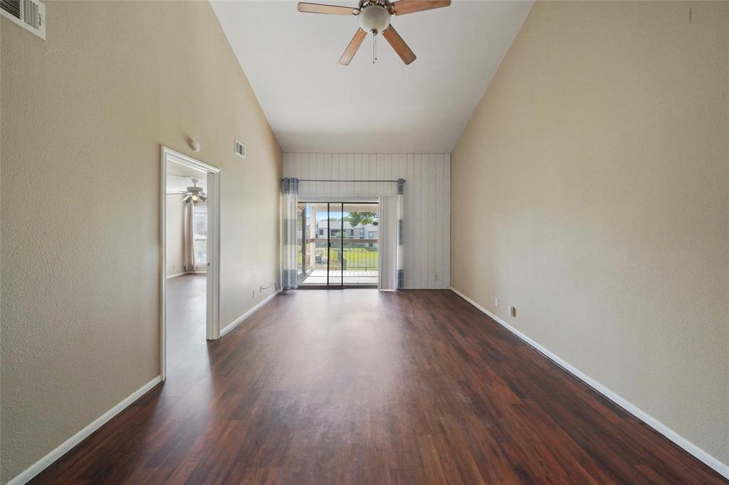 201 Lakeview Terrace G