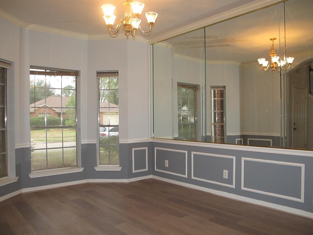 8819 Diamond Lake Ln, Houston, TX 77083