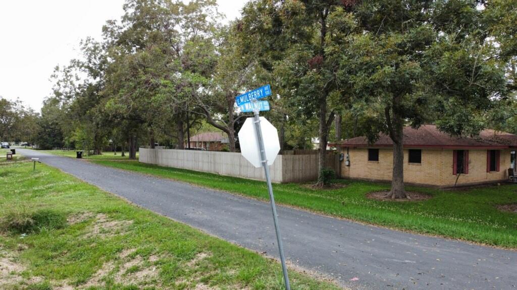 Street site near Emily