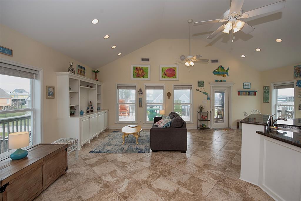 The space in the family room is amazing. Even enough room for more furniture or maybe a card table.