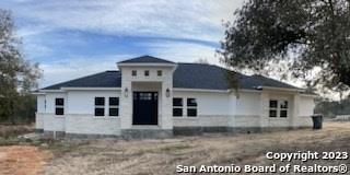 86 TROPHY LN