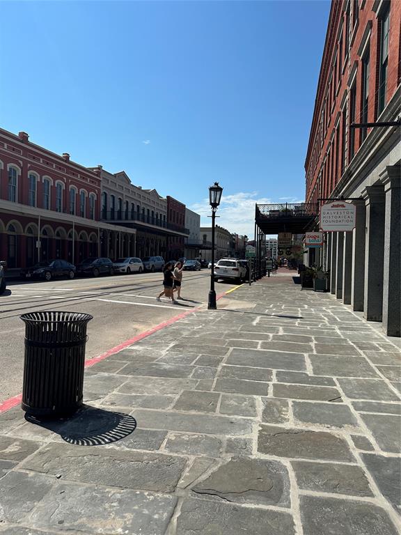 2016 Strand St Unit 204