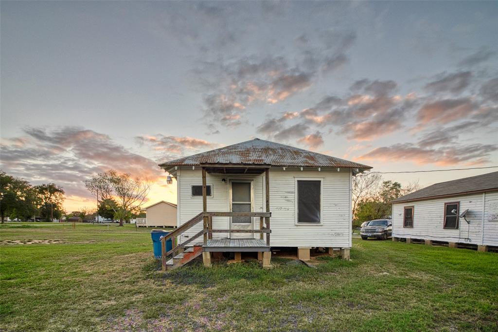 935 Main Street , Hempstead, Texas image 6