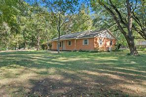 100 Forest, Conroe, TX, 77304