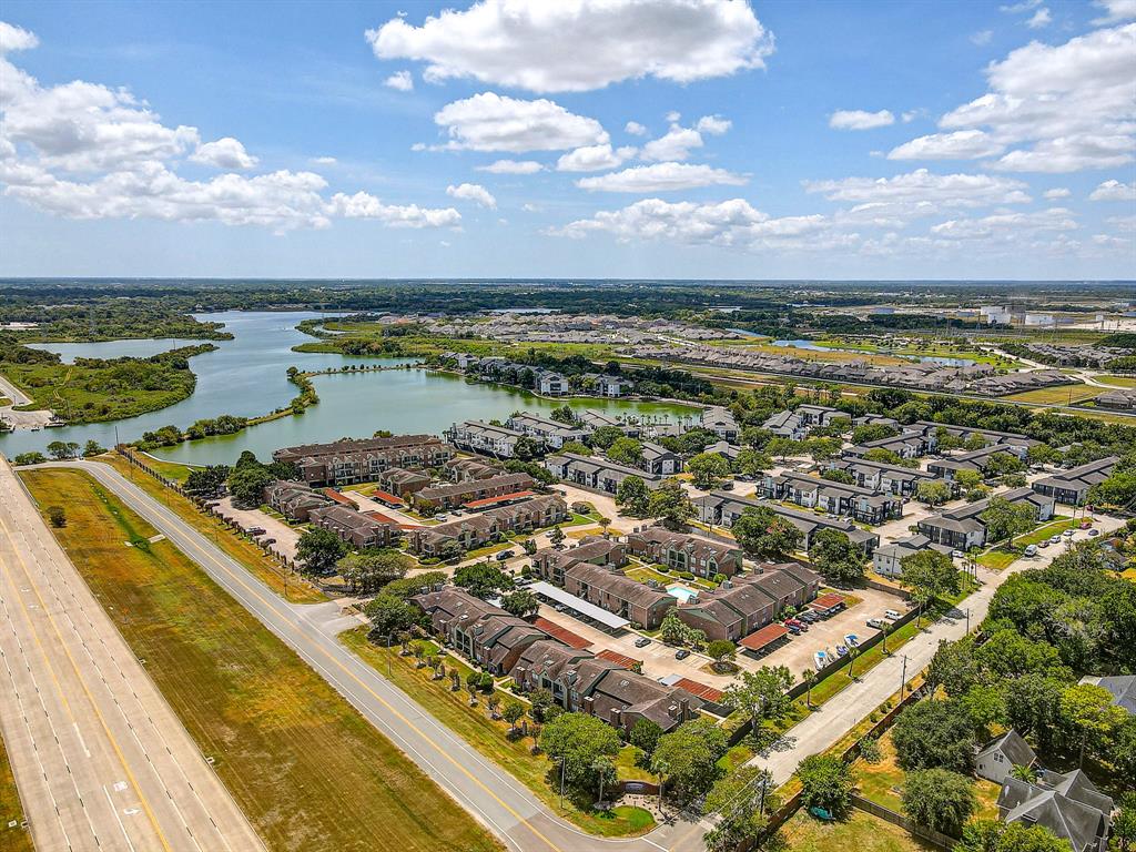 18800 Egret Bay Blvd Unit 207  