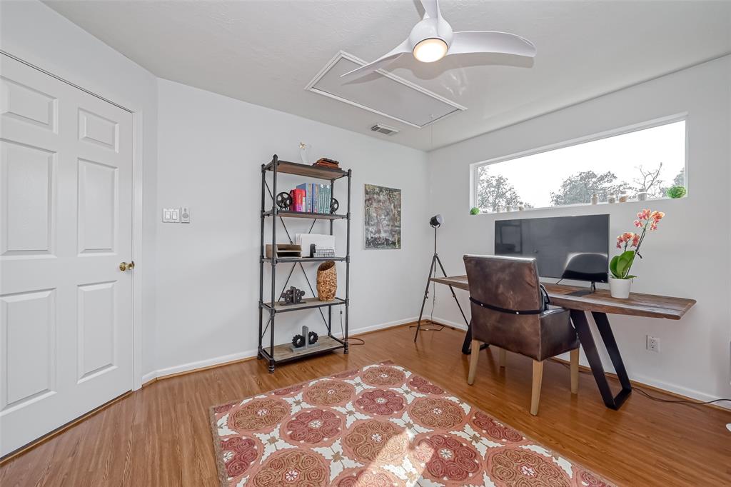 1619 Vassar St, Houston, TX 77006