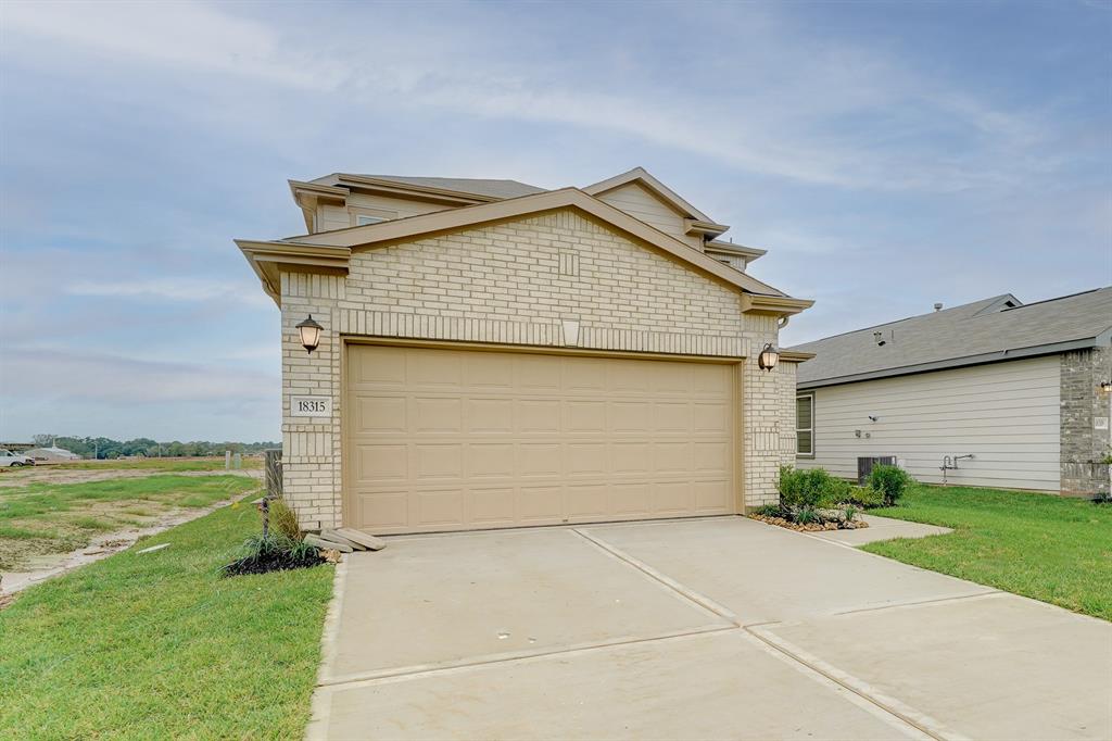 18315 Willow Bud Trail, Tomball, TX 