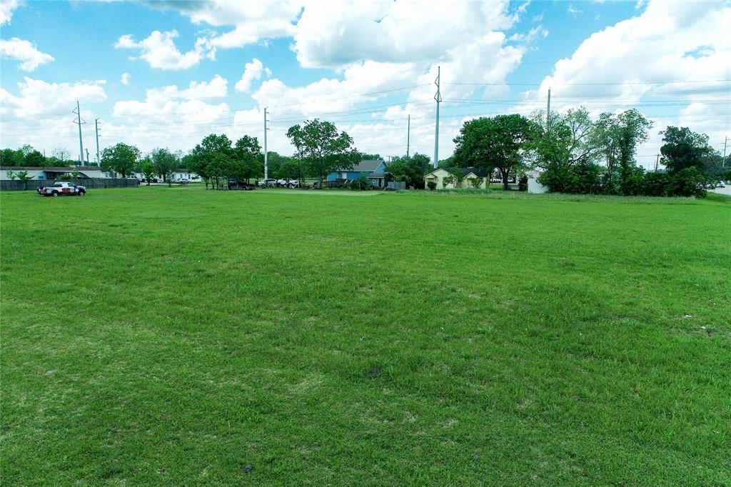 Gordon St Street , Alvin, Texas image 7