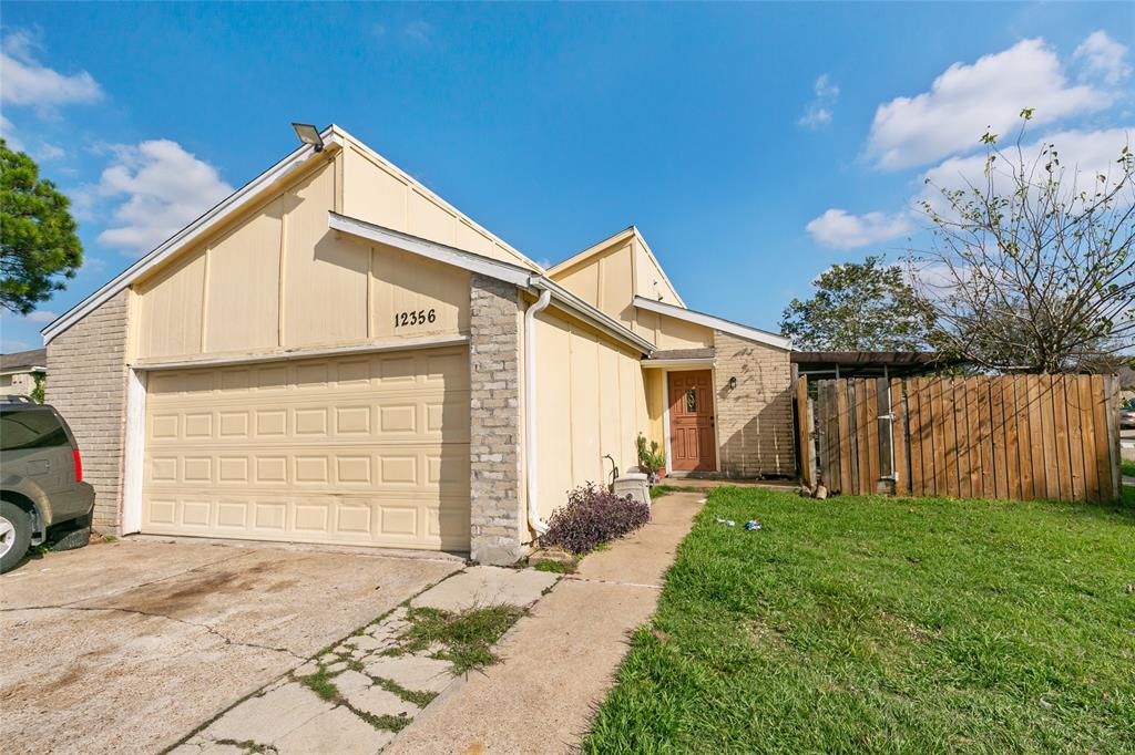 12356 Newbrook Dr, Houston, TX 77072