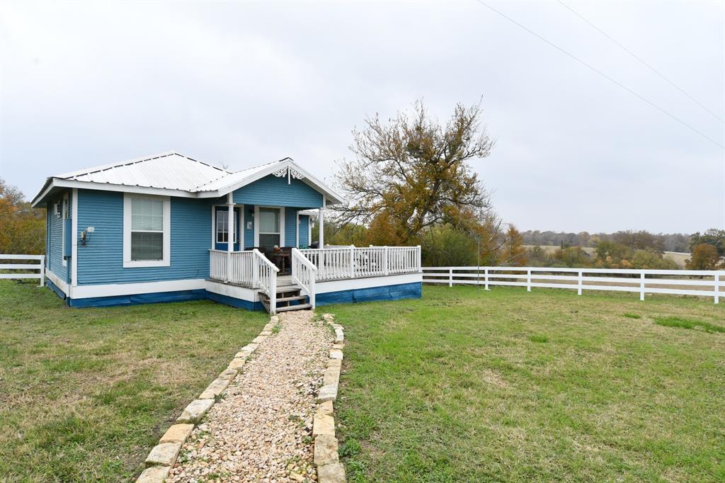 12570 Fm 1155 E Lake House Cottage, Washington, TX 77880