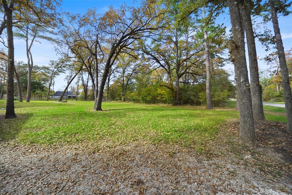 244 Schooner Dr, Trinity, TX 75862