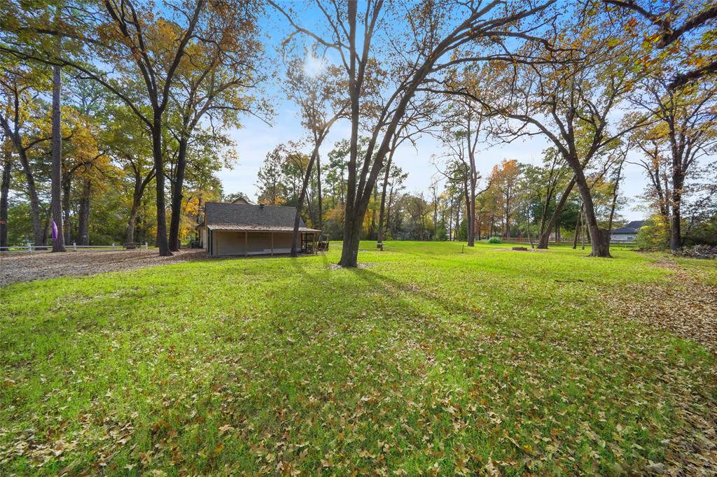 244 Schooner Dr, Trinity, TX 75862