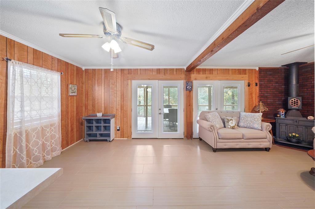 244 Schooner Dr, Trinity, TX 75862