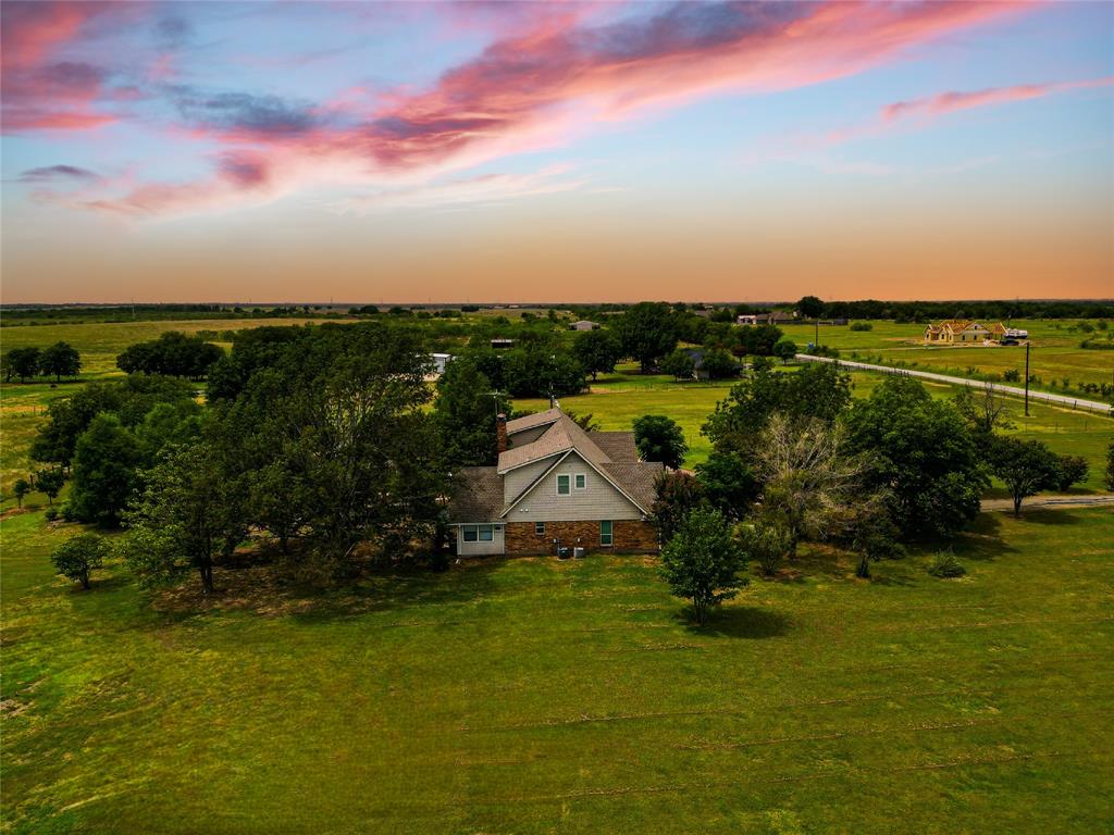 1101 County Road 2160  , BARRY, Texas image 8