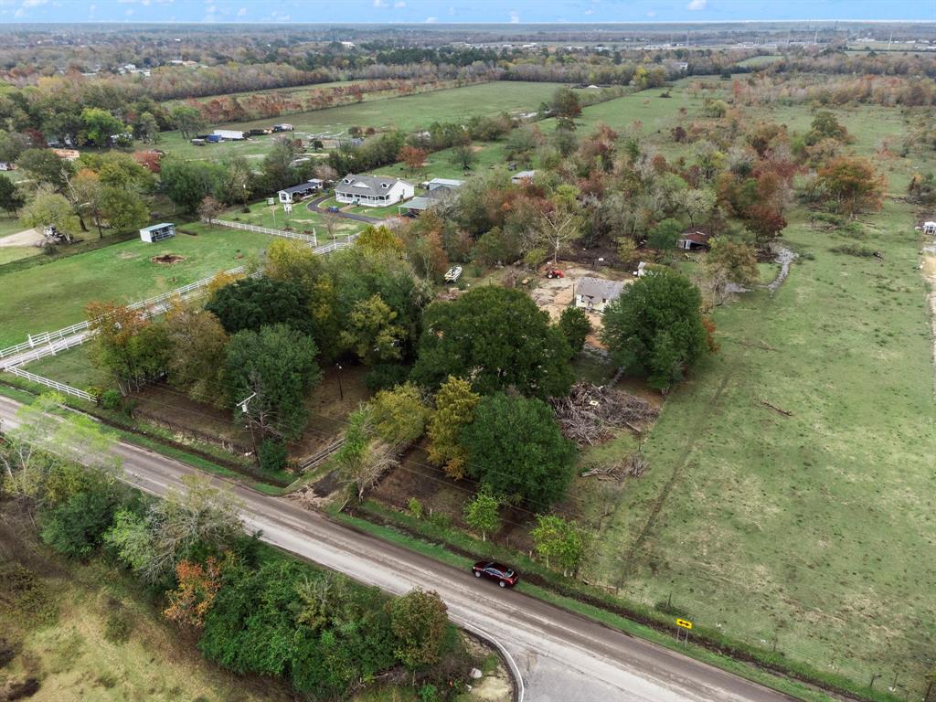 12718 Sralla Rd, Crosby, TX 77532