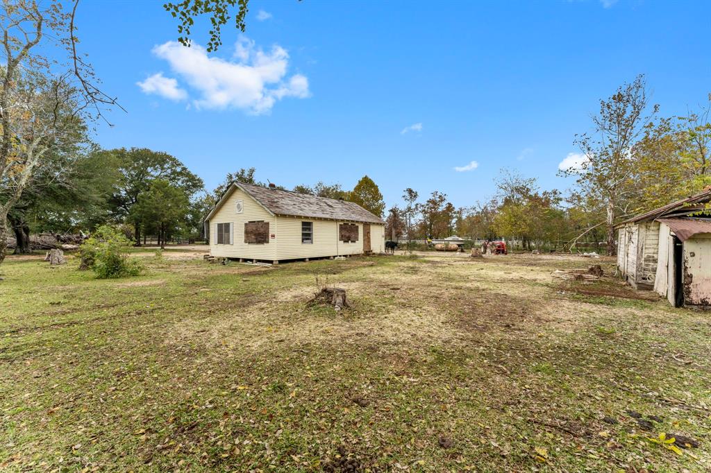 12718 Sralla Rd, Crosby, TX 77532