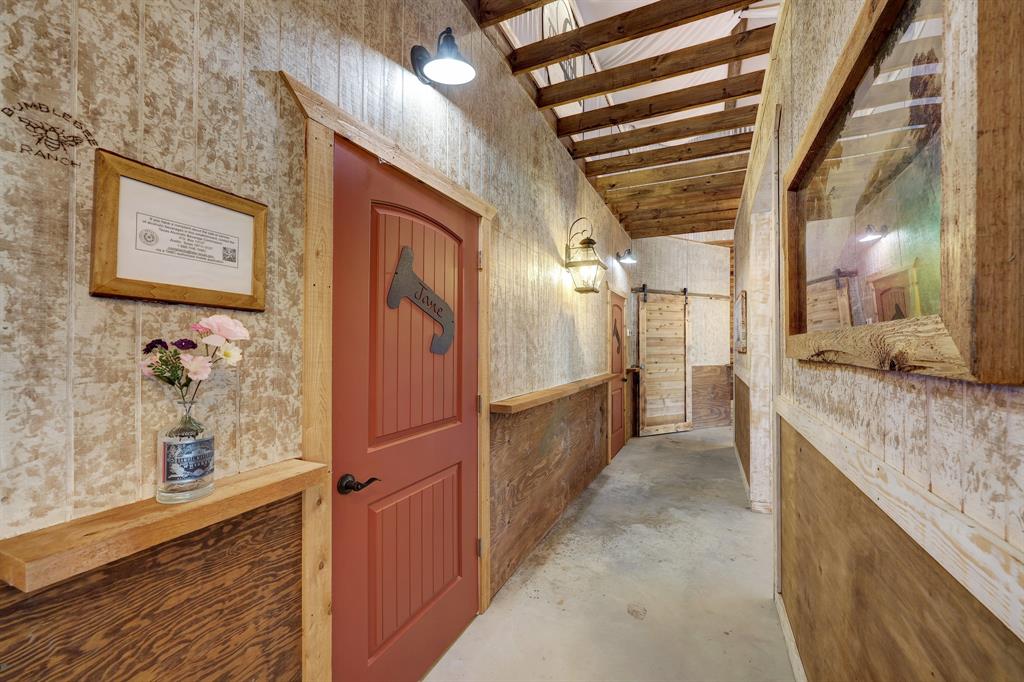 2 Bathrooms for event use offered at The Bumbles Bee Ranch. This Barn is on it\'s own septic from the main home.