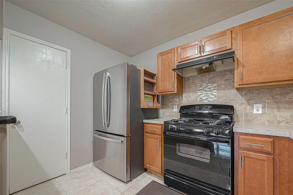 21247 Linden House Ct, Humble, TX 77338