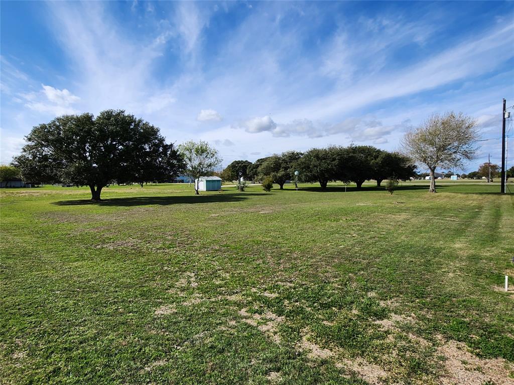 571-572 Bayview Drive , Palacios, Texas image 4