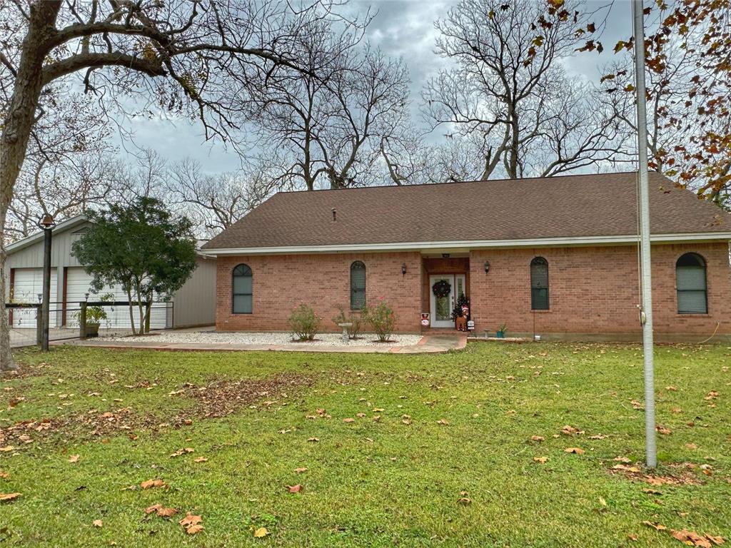 893 County Road 703, West Columbia, TX 77486