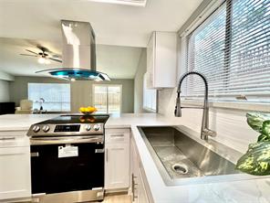 8611 Old Meadow, Houston, TX, 77064