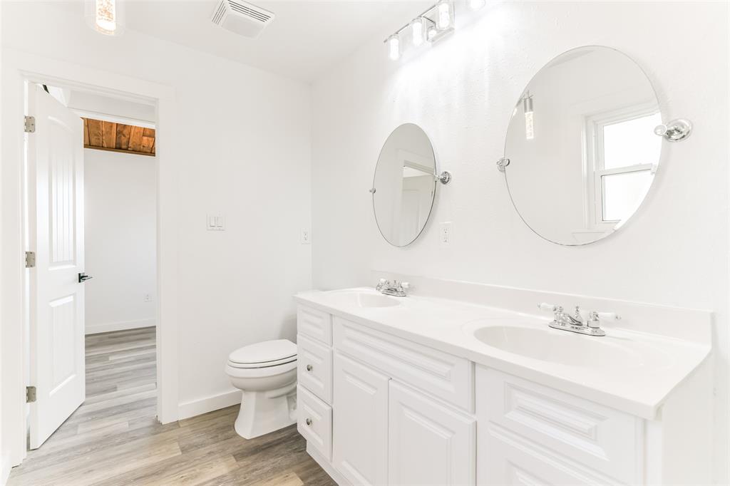 4106 Hardin Dr, Galveston, TX 77554