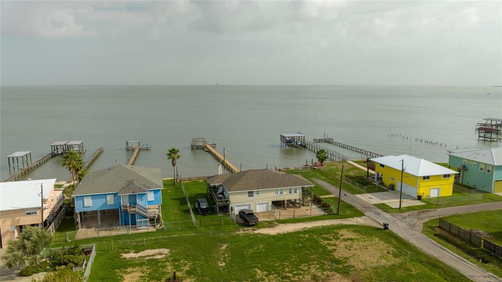 116 1/2 14th Street , San Leon, Texas image 32