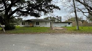 6515 County Road 203, Liverpool, TX, 77577