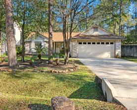  10 Edgewood Forest Ct, TheWoodlands, TX 77381