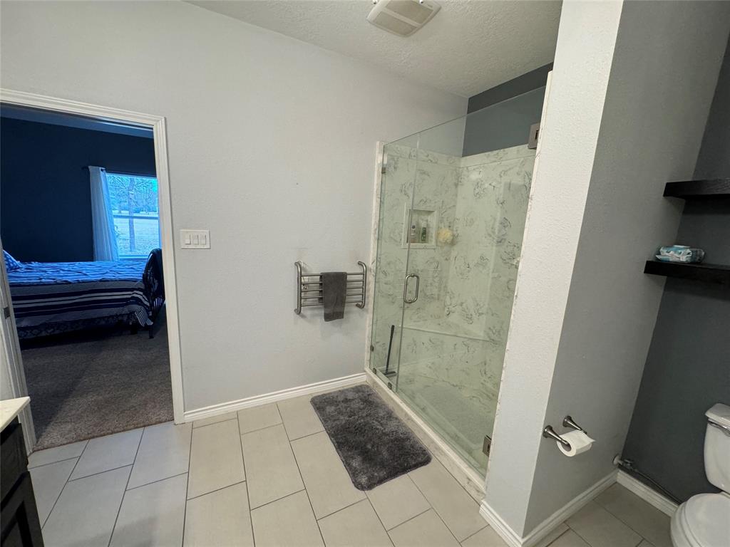 Master Bath with towel warmer!!!