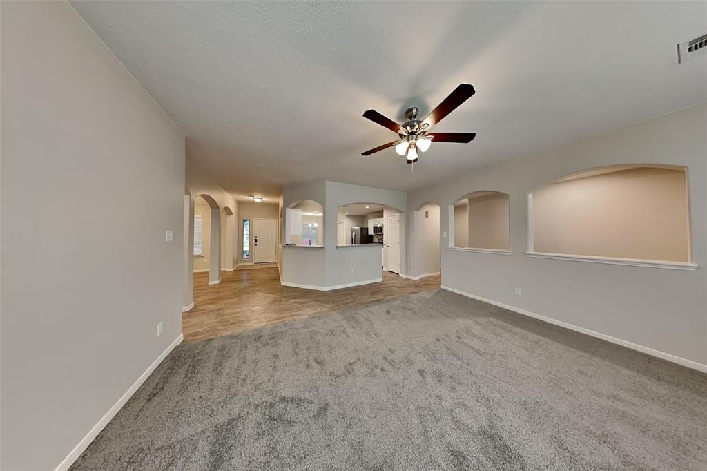 22210 Summer Breeze Ln, Tomball, TX 77375